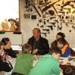 Skauti a skautky z Chrudimi 24.4.2014 p�i n�v�t�v� v muzeu